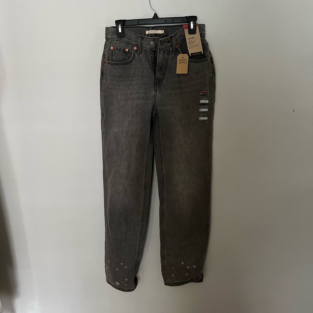 Levi’s low pros